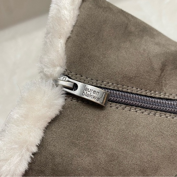 🆕 Lauren Blakwell Payton Fur Boot Women's 6.5 Gray - Picture 9 of 14